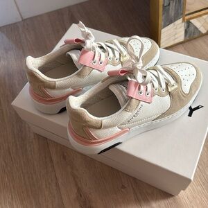 Givenchy leather sneakers, white beige pink, worn once size 38.5 US 8.5
